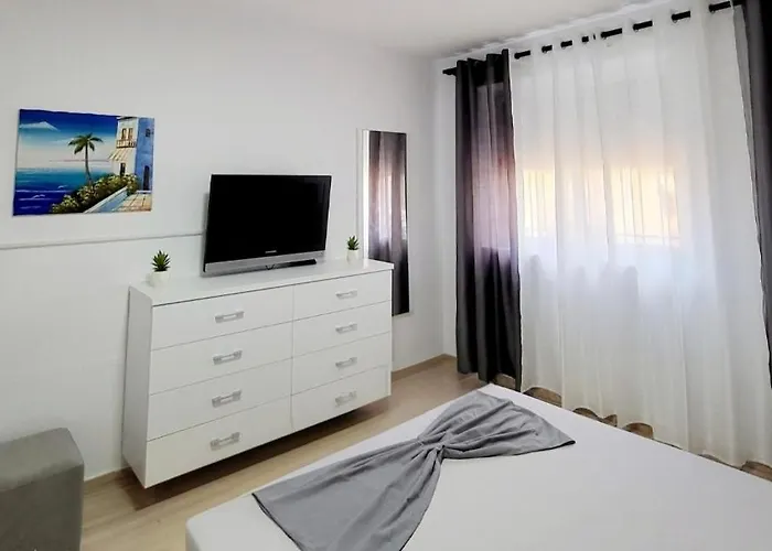 05 Center Apartment *